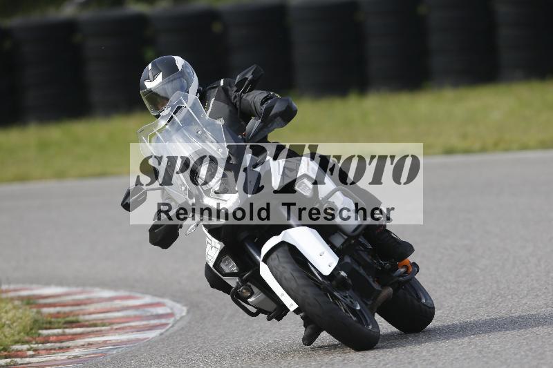 /Archiv-2024/17 01.05.2024 Speer Racing ADR/Schnuppertraining